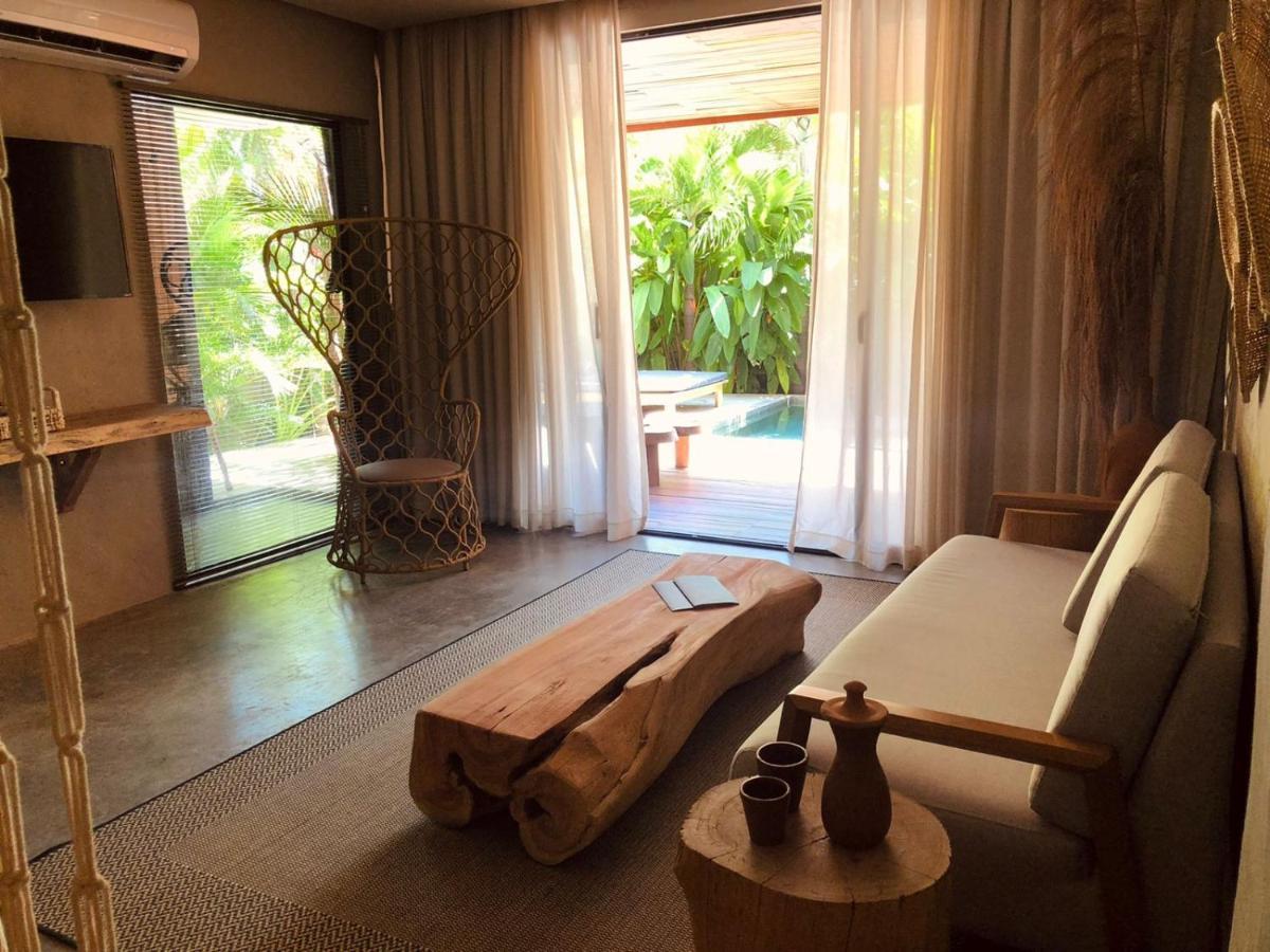 Makena Hotel Икараи Екстериор снимка